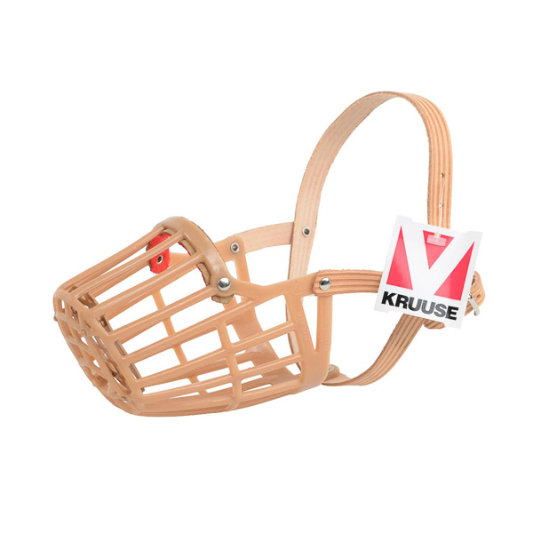 Botnita plastic pentru caini Buster